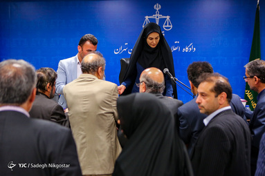 سومین جلسه دادگاه رسیدگی به اتهامات تعدادی از اخلال‌گران عمده در نظام تولیدی کشور از طریق خرید و فروش مواد اولیه پتروشیمی در بازار آزاد