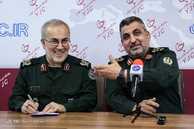 بازدید سردار فرحی فرمانده قرارگاه مهارت آموزی کارکنان وظیفه نیرو‌های مسلح و سردار کمالی رئیس اداره سرمایه انسانی سرباز ستاد کل نیرو‌های مسلح از باشگاه خبرنگاران جوان