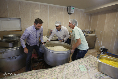 خیریه هم‌نمک؛ طرح احسان در شب عید سعید غدیر خم