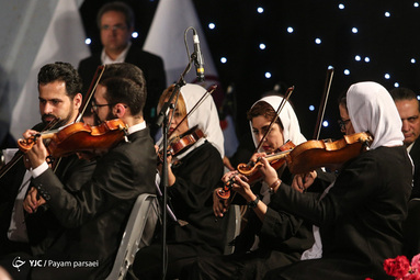 موسیقی زنده آب و آتش در شب عید غدیر خم در  بوستان آب و آتش