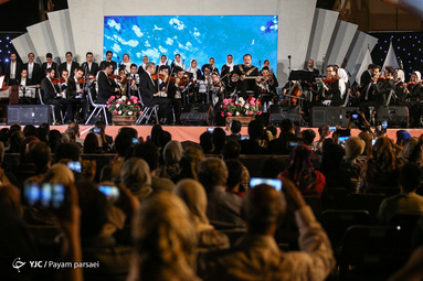 موسیقی زنده آب و آتش در شب عید غدیر خم در  بوستان آب و آتش