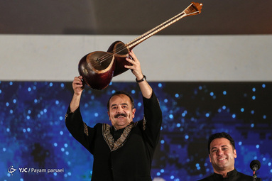موسیقی زنده آب و آتش در شب عید غدیر خم در  بوستان آب و آتش