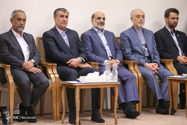 دیدار رئیس‌جمهور و اعضای هیئت دولت با مقام معظم رهبری