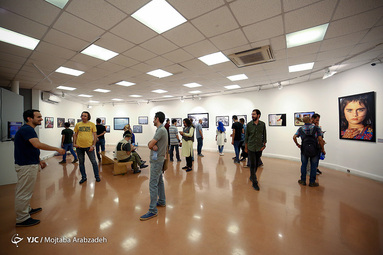 نمایشگاه عکس 