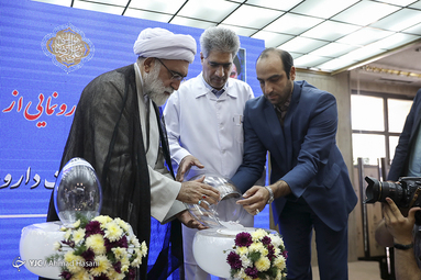 رونمایی از محصولات داروسازی ثامن