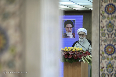 رونمایی از محصولات داروسازی ثامن