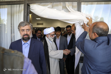 رونمایی از محصولات داروسازی ثامن