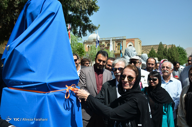 رونمایی از سردیس هنرمندان