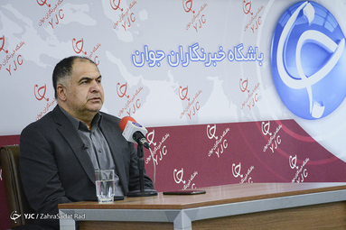 بازید محمد خدادی معاون مطبوعاتی وزیر ارشاد از باشگاه خبرنگاران