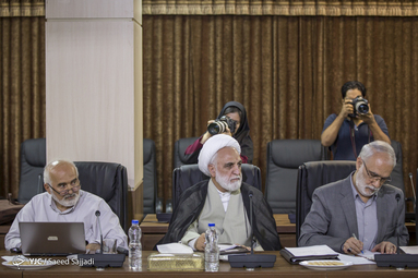 حجت‌الاسلام غلامحسین محسنی‌اژه‌ای و احمد توکلی در جلسه مجمع تشخیص مصلحت نظام/ ۶ شهریور ۹۸