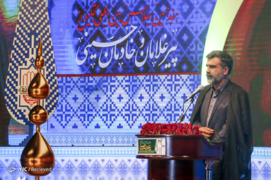 تجلیل از پیرغلامان و خادمان حسینی استان یزد