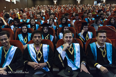 جشن فارغ التحصیلی دانشجوبان علوم پزشکی