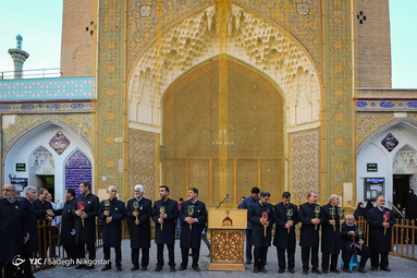 آئین تعویض و اهتزاز پرچم متبرک گنبد حرم امام حسین(ع) بر فراز بارگاه سیدالکریم حضرت عبدالعظیم الحسنی (ع)