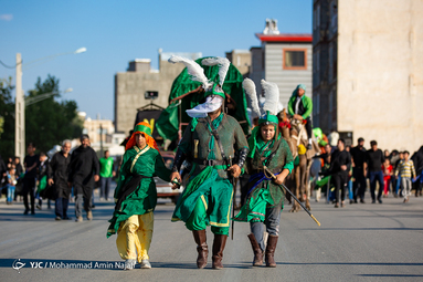 ورود نمادین کاروان امام حسین(ع) به دشت کربلا