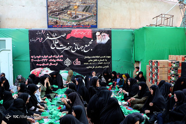 بسته بندی لباس شیرخوارگان حسینی(ع) در شیراز