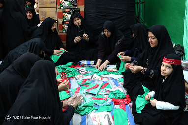 بسته بندی لباس شیرخوارگان حسینی(ع) در شیراز
