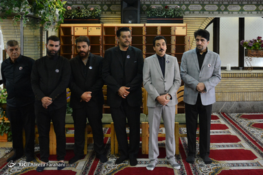 مراسم ختم داریوش اسدزاده