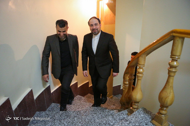 بازدید سخنگوی وزارت کشور از باشگاه خبرنگاران