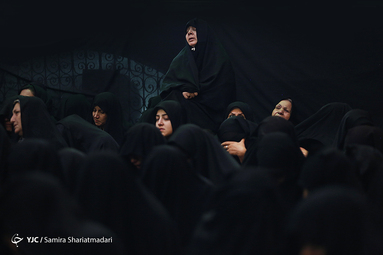 عزاداری ایام محرم در حسینیه سادات اخوی