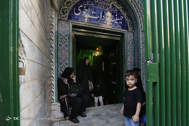 عزاداری ایام محرم در حسینیه سادات اخوی