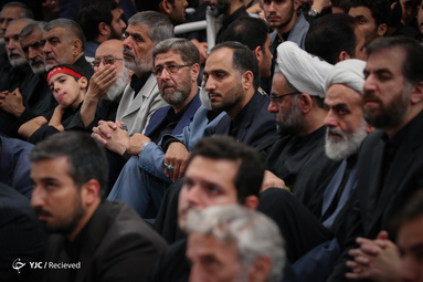 عزاداری شام غریبان در حسینیه امام خمینی(ره