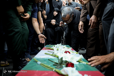 پیکر شهید محسن مهاجر قوچانی پس از ۳۷ سال شناسایی و در مشهد تشییع شد
