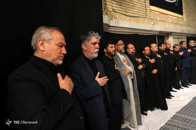 دومین شب عزاداری محرم در حسینیه امام خمینی(ره)