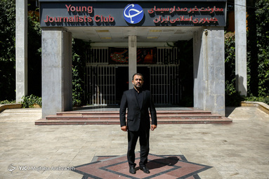 مثبت اشک/ «علی علیان» مداح اهل بیت(ع)
