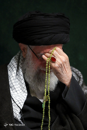 عزاداری شب عاشورا در حسینیه امام خمینی(ره)