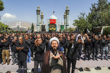 عزاداری عاشورای حسینی(ع) در امامزاده پنج تن (ع) لویزان