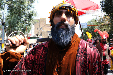 آیین خیمه سوزان ظهر عاشورا در شیراز