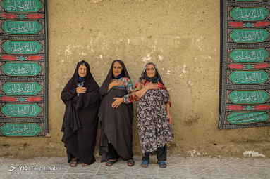 نسل عاشورایی امام عشق