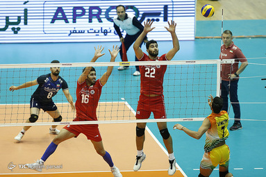 والیبال قهرمانی آسیا/ ایران 3 - هند 0