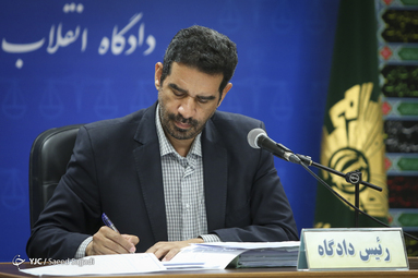 دومین جلسه دادگاه رسیدگی به اتهامات شبنم نعمت‌زاده