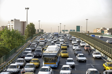 خیابان‌های تهران در اول مهر ۹۸