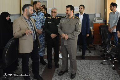بازدید سردار کارگر از باشگاه خبرنگاران جوان