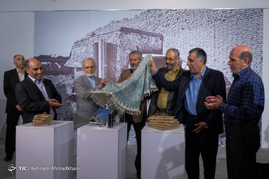 رونمایی از کتاب مصور عکاسان جنگ، ساسان مویدی