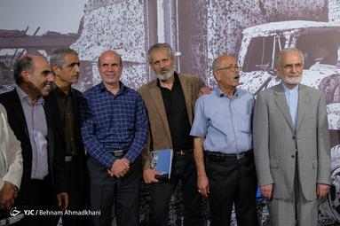 رونمایی از کتاب مصور عکاسان جنگ، ساسان مویدی