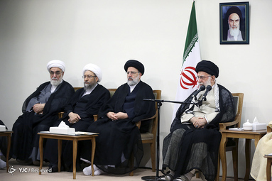 دیدار نمایندگان مجلس خبرگان با رهبر انقلاب