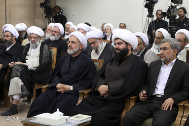دیدار نمایندگان مجلس خبرگان با رهبر انقلاب