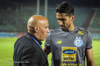 لیگ برتر فوتبال/ ذوب آهن ۲ - استقلال ۲