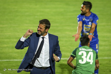 لیگ برتر فوتبال/ ذوب آهن ۲ - استقلال ۲