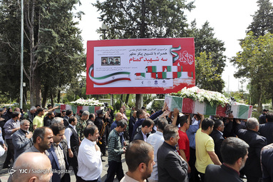 تشییع پیکر مطهر ۲ شهید گمنام