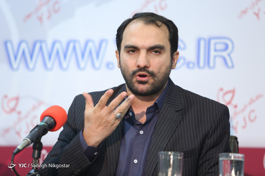 محسن مهدیان فعال رسانه ای و معاون خبر خبرگزاری فارس در نشست تخصصی «بررسی مسئولیت حقوقی و اجتماعی رسانه‌ها در قبال نشر اکاذیب»