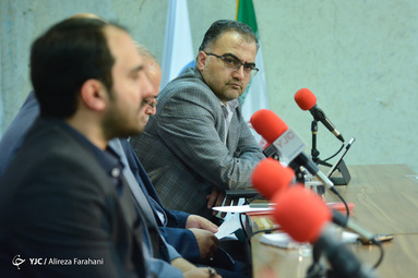 جواد جاویدنیا معاون فضای مجازی دادستان کل کشور در نشست تخصصی «بررسی مسئولیت حقوقی و اجتماعی رسانه‌ها در قبال نشر اکاذیب»