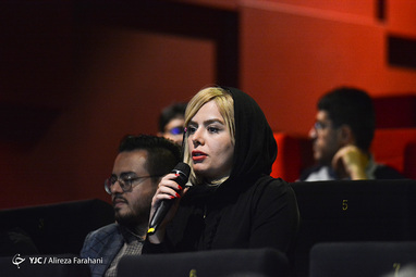 نشست خبری فیلم درخونگاه در باغ کتاب