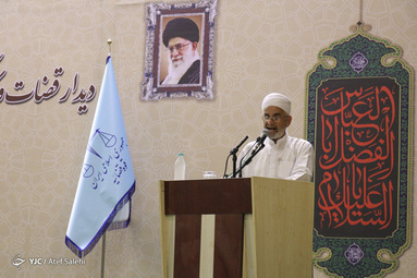 دیدار رییس قوه‌ قضاییه با قضات و کارکنان دستگاه قضایی در استان هرمزگان