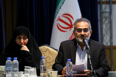 همایش فصلی خانه احزاب ایران