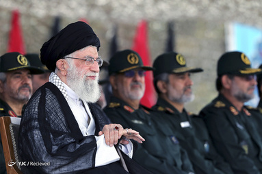 مراسم دانش آموختگی دانشگاه امام حسین(ع) با حضور رهبرانقلاب