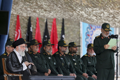مراسم دانش آموختگی دانشگاه امام حسین(ع) با حضور رهبرانقلاب